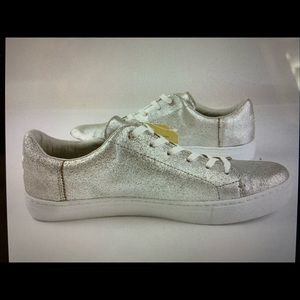 TOMS Silver Metallic Leather Lennox Sneakers SZ 10